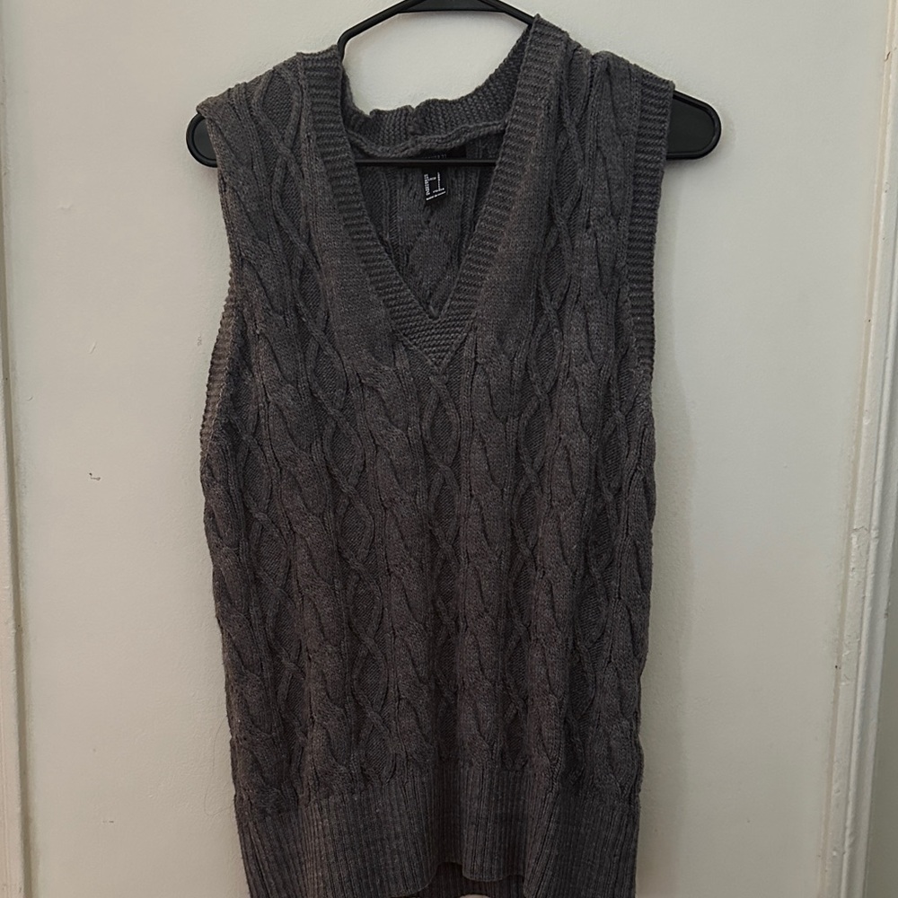 Forever 21 Charcoal V-Neck Cable Knit Sweater